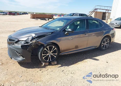 2020 Toyota Camry Se z USA, uszkodzony, nr VIN 4T1G11AK1LU911237